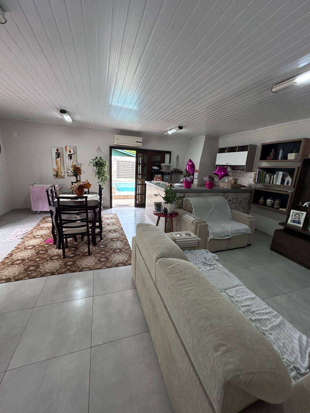 Casa Mista com 3 quartos e 1 banheiro à venda no bairro Petrópolis, Taquara