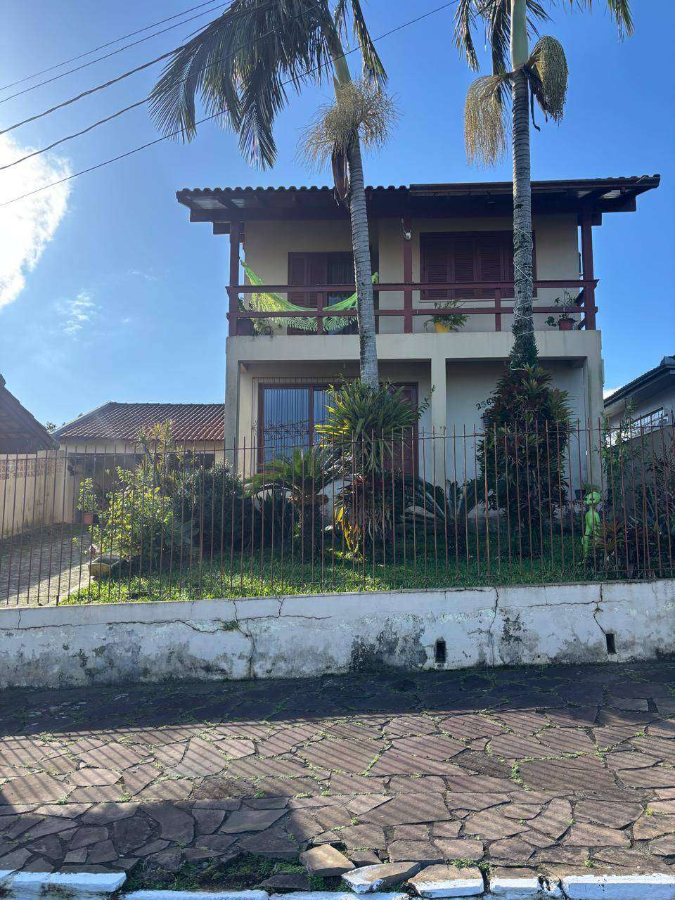 Casa Alvenaria com 3 quartos, 2 banheiros e 268m² à venda no bairro Nossa Senhora de Fátima, Taquara