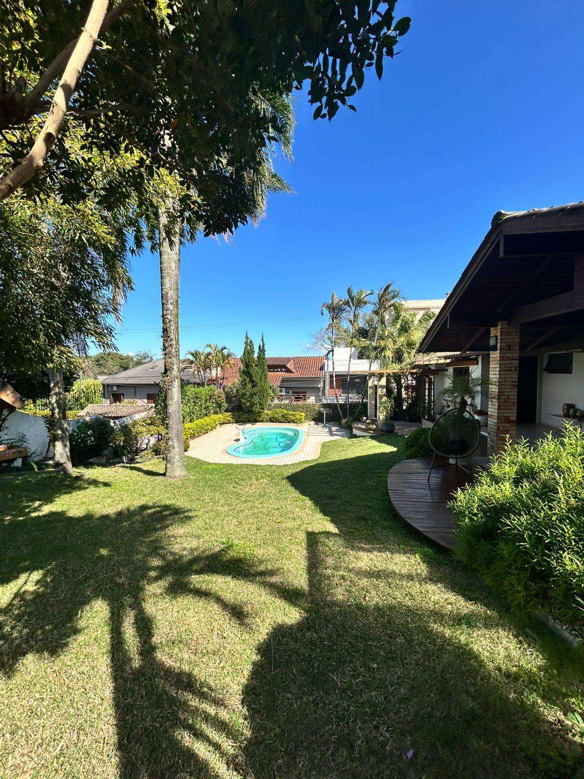 Casa Alvenaria com 3 quartos, 2 banheiros e 250m² à venda no bairro Nossa Senhora de Fátima, Taquara