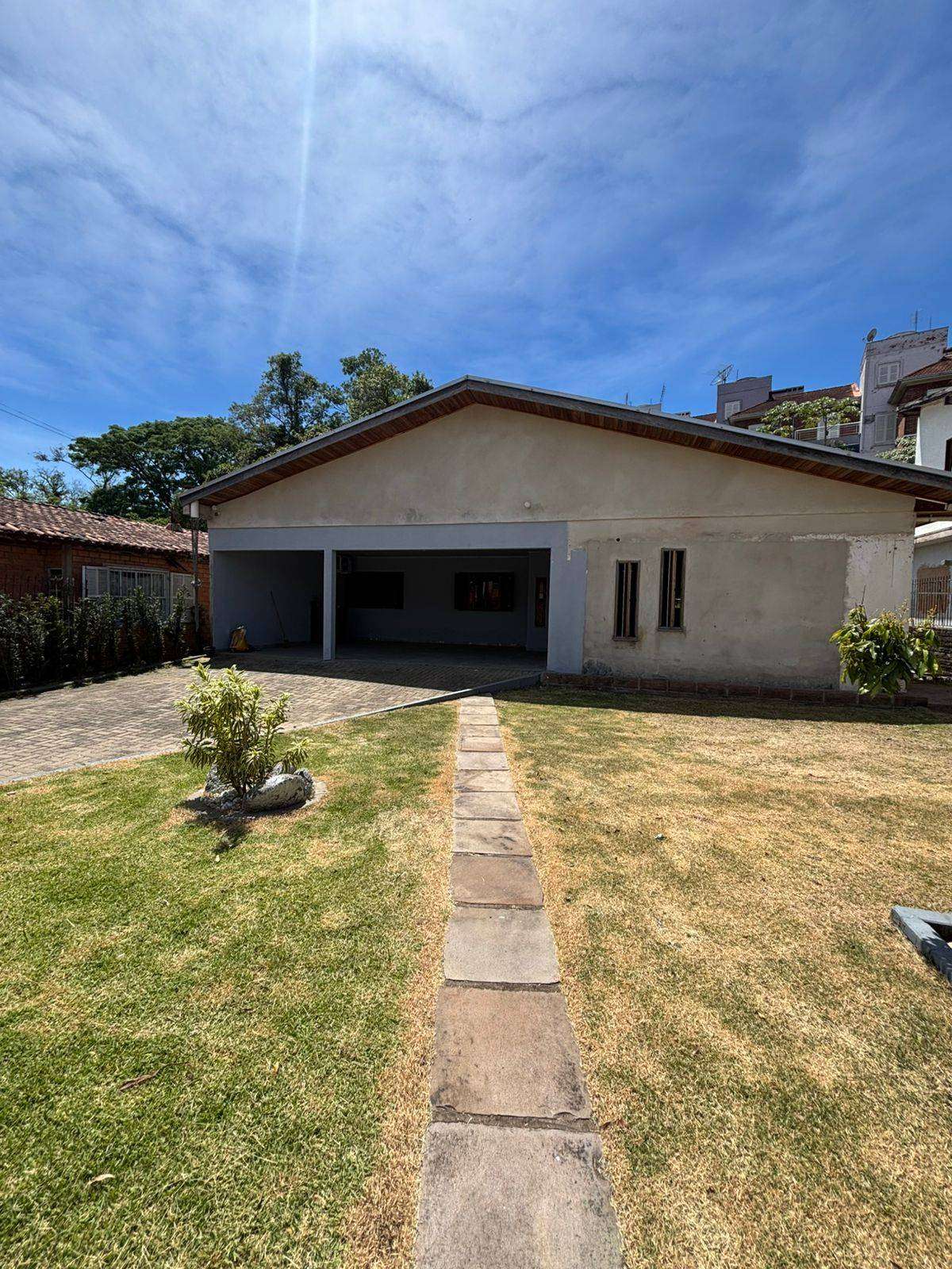 Casa Alvenaria com 3 quartos e 192m² à venda no bairro Nossa Senhora de Fátima, Taquara