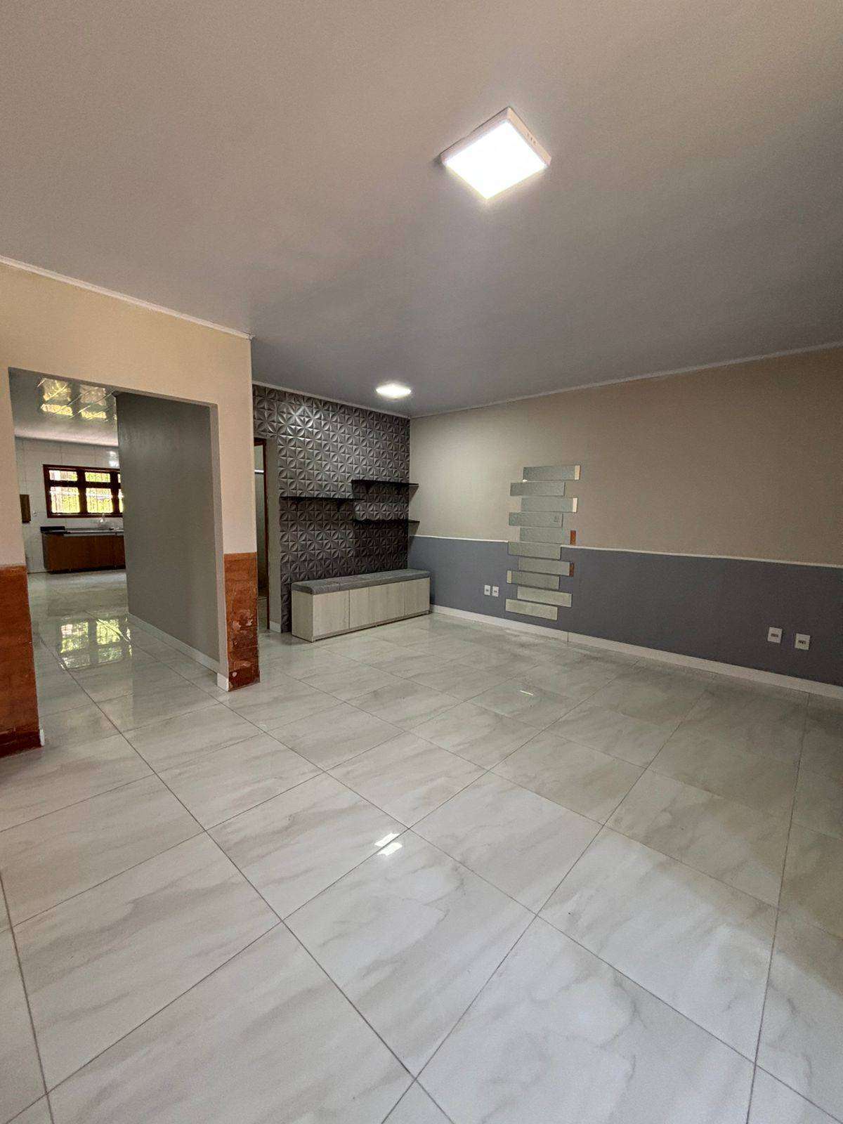 Casa Alvenaria com 3 quartos e 192m² à venda no bairro Nossa Senhora de Fátima, Taquara