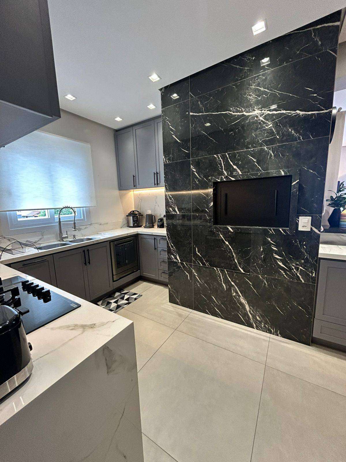 Apartamento com 3 quartos e 161m² à venda no bairro Morro do Leôncio, Taquara