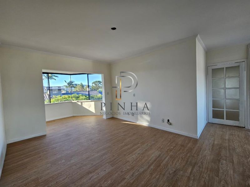 Apartamento com 3 quartos, 2 banheiros e 143m² à venda no bairro Nossa Senhora de Fátima, Taquara