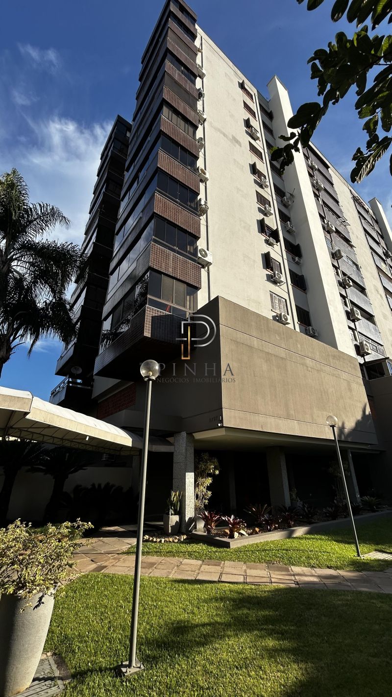 Apartamento com 3 quartos e 4 banheiros à venda no bairro Centro, Taquara