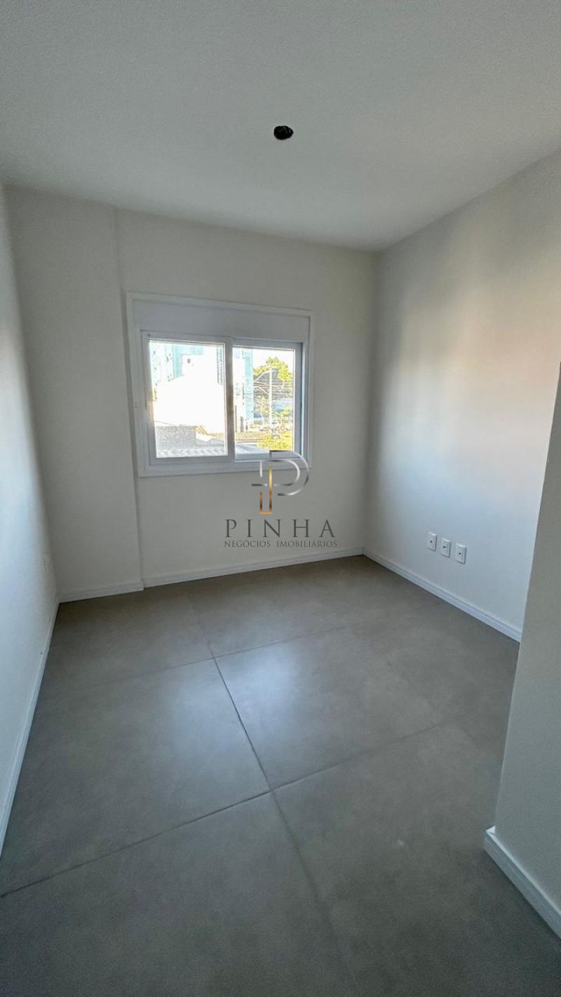 Apartamento com 3 quartos e 2 banheiros à venda no bairro Recreio, Taquara