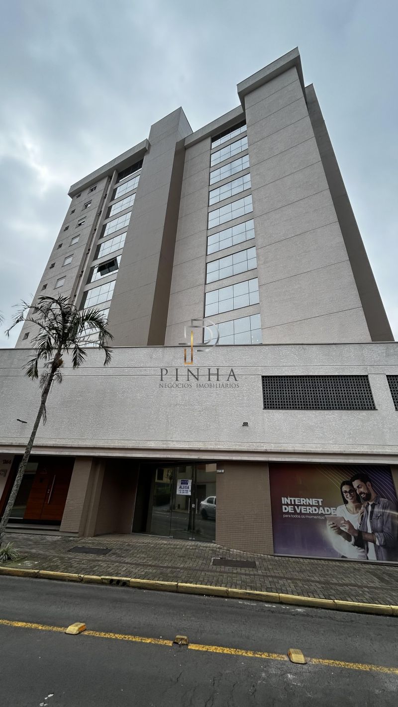 Apartamento com 3 quartos, 2 banheiros e 132m² à venda no bairro Centro, Taquara