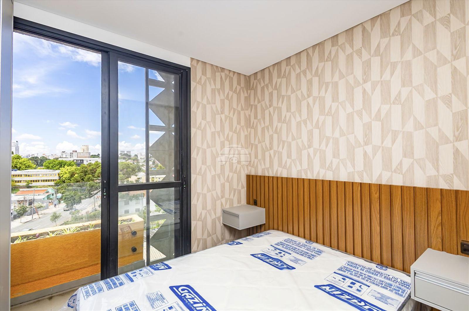 STUDIO em Curitiba - PR, no bairro Bom Retiro - Refer�ncia 580-MB7Z