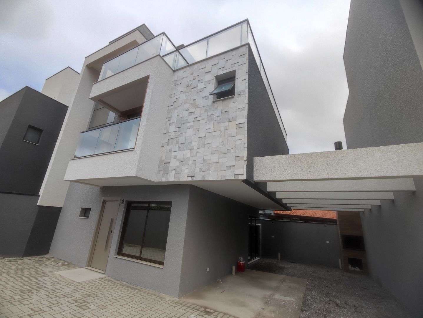 CASA em Curitiba - PR, no bairro Jardim Das Am�ricas - Refer�ncia 429-MB7Z