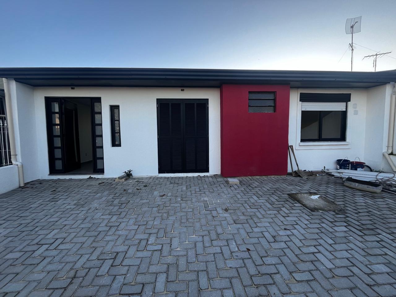 CASA 5 Quartos no bairro PARQUE DA MATRIZ em CACHOEIRINHA