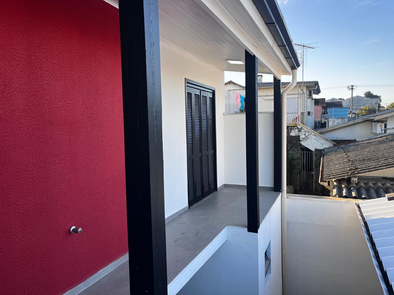 Casa com 5 quartos, 4 banheiros e 170m² para alugar no bairro Parque da Matriz, Cachoeirinha