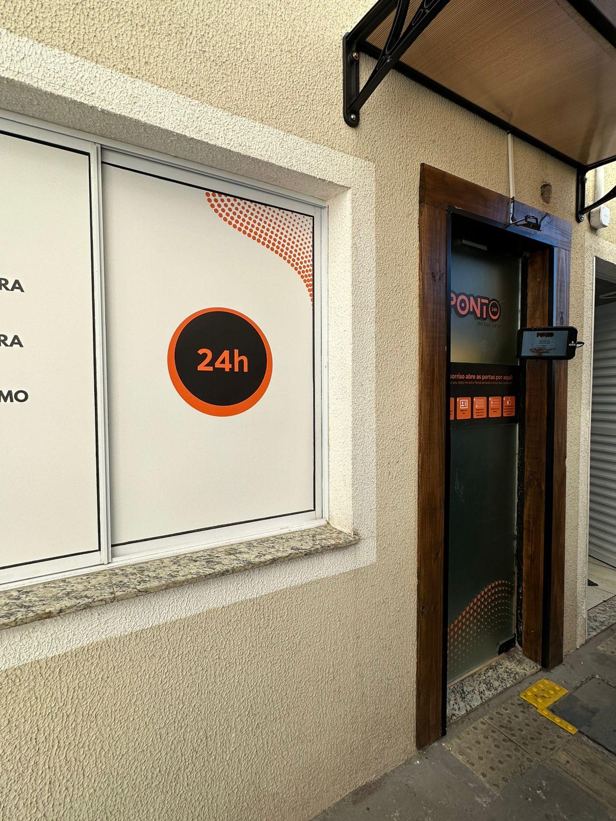 APARTAMENTO COM 2 DORMITÓRIOS, SACADA COM CHURRASQUEIRA, NOVO, NUNCA HABITADO, EM CONDOMÍNIO COM INFRA ESTRUTURA COMPLETA