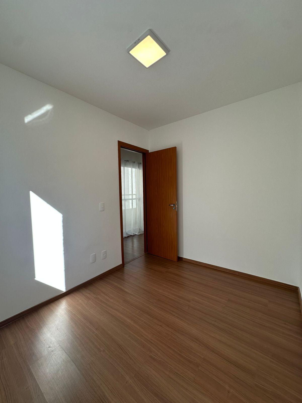 APARTAMENTO COM 2 DORMITÓRIOS, SACADA COM CHURRASQUEIRA, NOVO, NUNCA HABITADO, EM CONDOMÍNIO COM INFRA ESTRUTURA COMPLETA