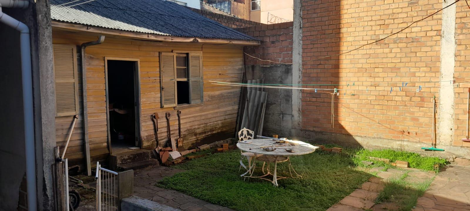 Casa com 3 quartos, 2 banheiros e 185m² à venda no bairro Sao Geraldo, Porto Alegre