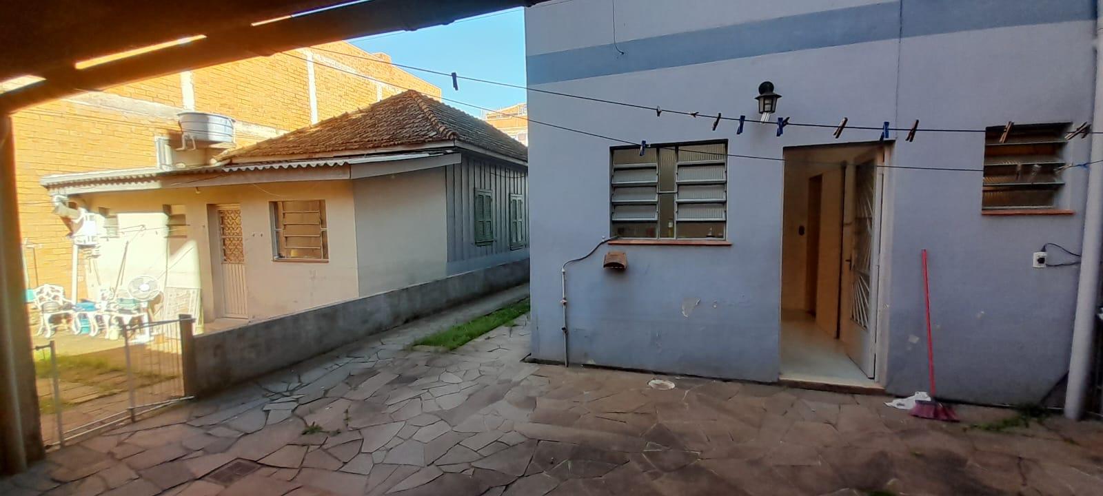 Casa com 3 quartos, 2 banheiros e 185m² à venda no bairro Sao Geraldo, Porto Alegre