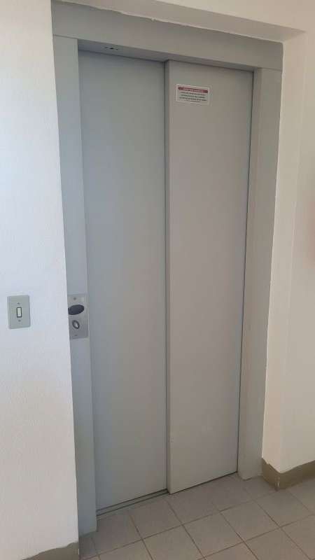 Apto com 3 quartos, 1 banheiro e 69m² para alugar no bairro Jardim Carvalho, Porto Alegre
