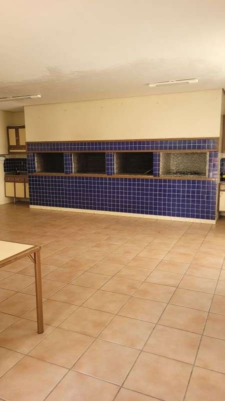 Apto com 3 quartos, 1 banheiro e 69m² para alugar no bairro Jardim Carvalho, Porto Alegre