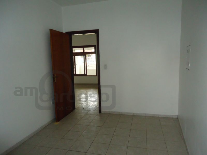 Apto com 2 quartos, 1 banheiro e 45m² para alugar no bairro Bela Vista, Alvorada