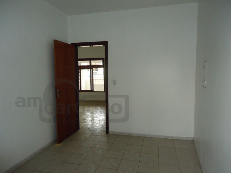 Apto com 2 quartos, 1 banheiro e 45m² para alugar no bairro Bela Vista, Alvorada