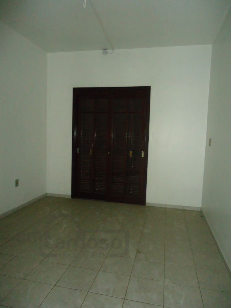 Apto com 2 quartos, 1 banheiro e 45m² para alugar no bairro Bela Vista, Alvorada