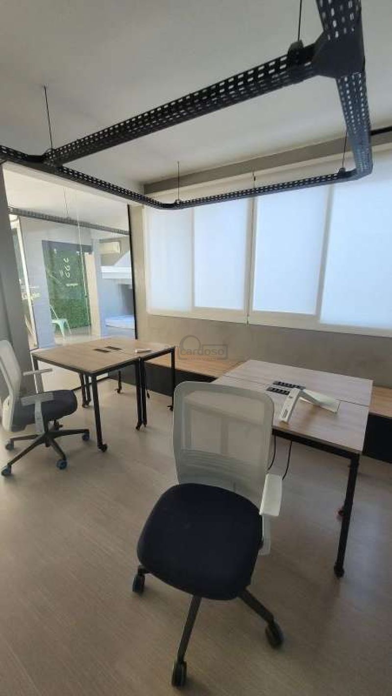 Prédio Comercial com 1 quarto, 3 banheiros e 300m² para alugar no bairro Sarandi, Porto Alegre