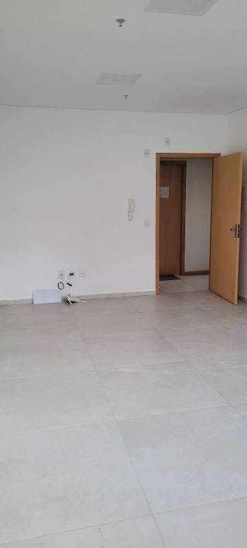 Sala com 1 banheiro e 25m² para alugar no bairro Bela Vista, Alvorada