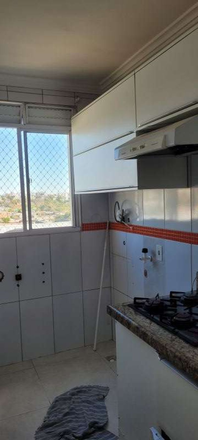 Apto com 2 quartos e 1 banheiro para alugar no bairro Costa e Silva, Porto Alegre