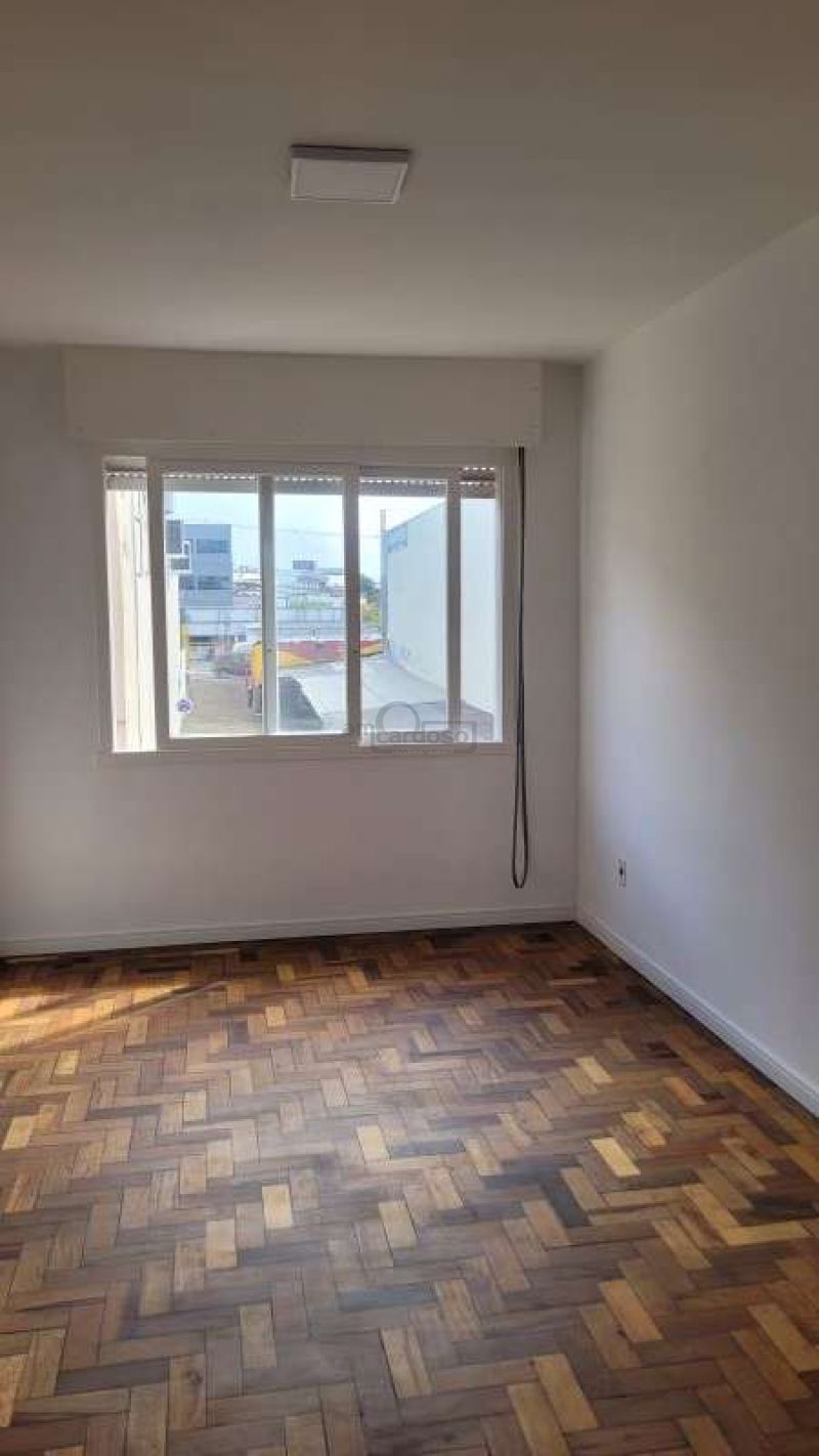 Apto 1 Quarto no bairro JARDIM LEOPOLDINA em PORTO ALEGRE