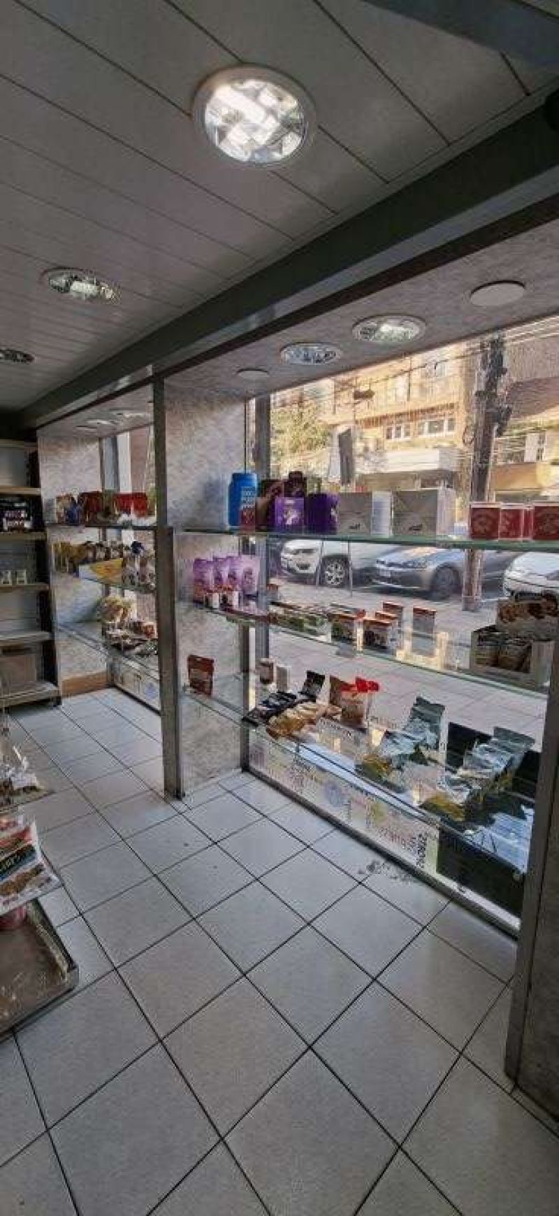 LOJA EM GALERIA NO BAIRRO MOINHOS DE VENTO