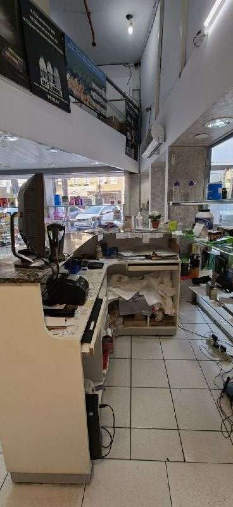 LOJA EM GALERIA NO BAIRRO MOINHOS DE VENTO