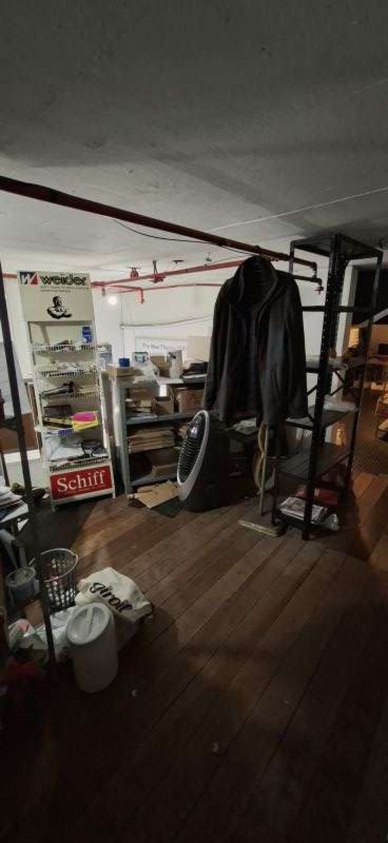 LOJA EM GALERIA NO BAIRRO MOINHOS DE VENTO