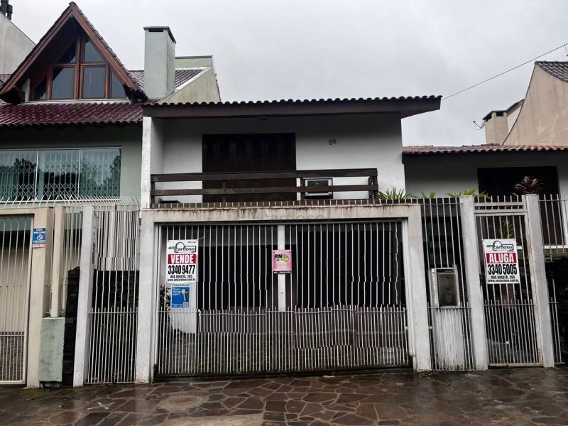 CASA 4 Quartos e  1 Su&iacute;te no bairro JARDIM ITU em PORTO ALEGRE
