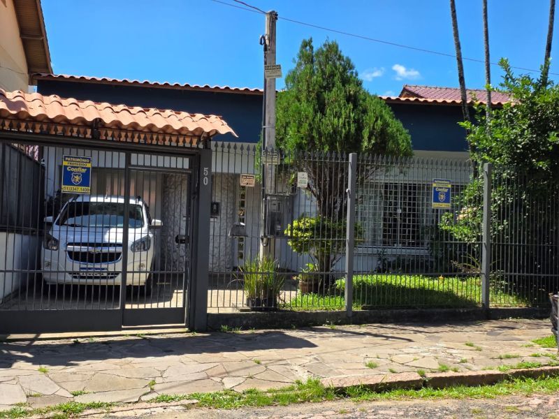 CASA 3 Quartos e  1 Su&iacute;te no bairro SAO SEBASTIAO em PORTO ALEGRE