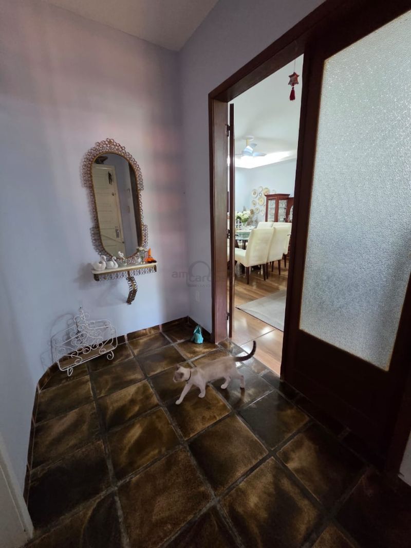 Casa com 3 quartos, 4 banheiros e 177m² para alugar no bairro Sao Sebastiao, Porto Alegre