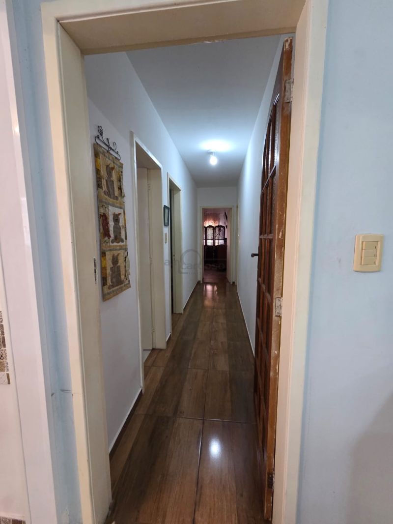 Casa com 3 quartos, 4 banheiros e 177m² para alugar no bairro Sao Sebastiao, Porto Alegre