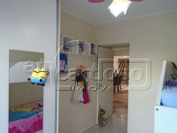 Apartamento com 2 quartos, 3 banheiros e 100m² à venda no bairro Jardim Lindoia, Porto Alegre