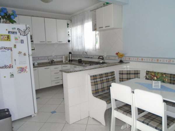Apartamento com 2 quartos, 3 banheiros e 100m² à venda no bairro Jardim Lindoia, Porto Alegre