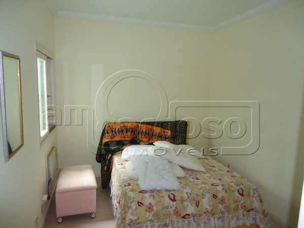 Casa com 3 quartos, 2 banheiros e 110m² à venda no bairro Sarandi, Porto Alegre