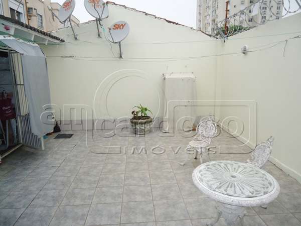 Casa com 3 quartos, 2 banheiros e 110m² à venda no bairro Sarandi, Porto Alegre