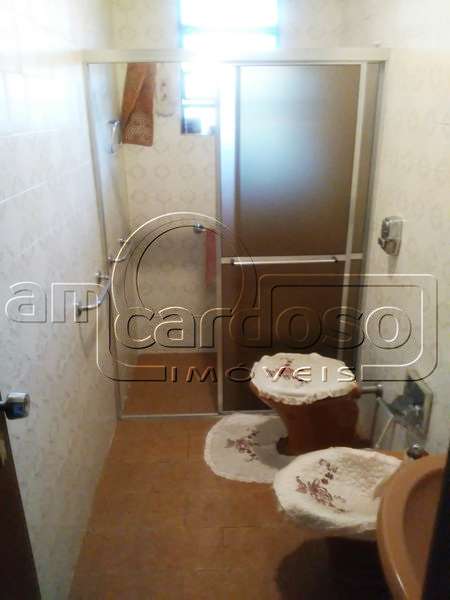 Casa com 3 quartos, 2 banheiros e 265m² à venda no bairro Jardim Sao Pedro, Porto Alegre