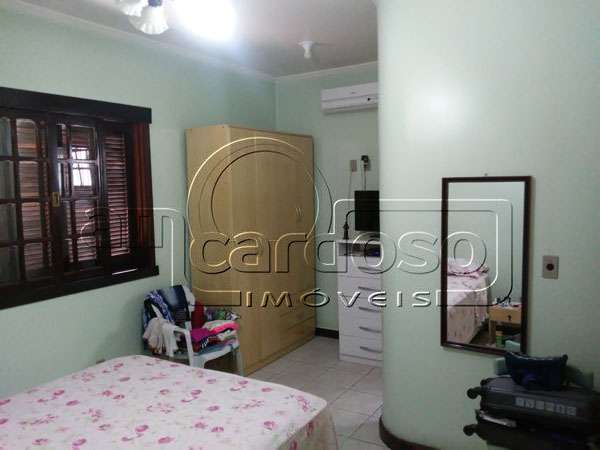 Casa com 3 quartos, 1 banheiro e 140m² à venda no bairro Sarandi, Porto Alegre