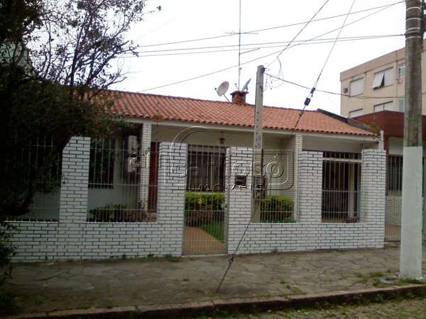 Casa com 3 quartos, 3 banheiros e 180m² à venda no bairro Sao Sebastiao, Porto Alegre