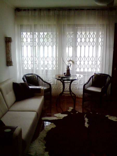 Casa com 3 quartos, 3 banheiros e 180m² à venda no bairro Sao Sebastiao, Porto Alegre