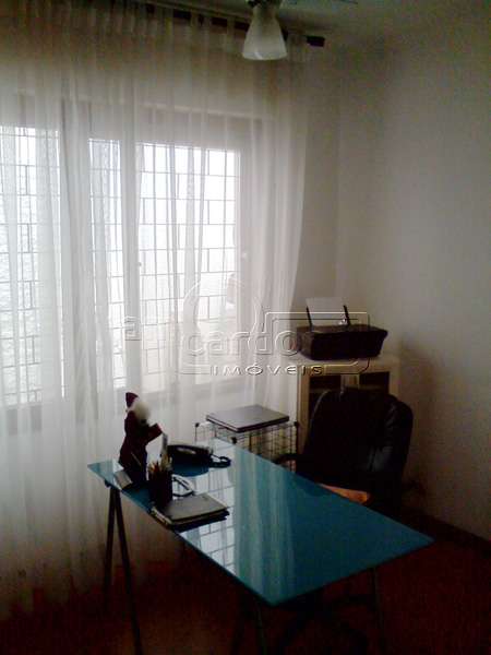 Casa com 3 quartos, 3 banheiros e 180m² à venda no bairro Sao Sebastiao, Porto Alegre