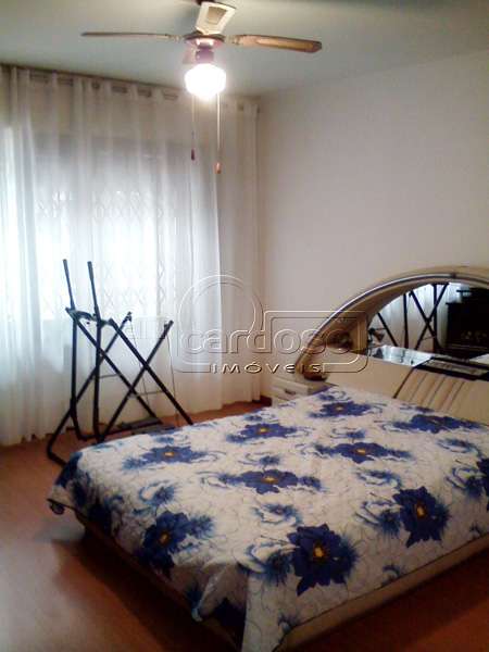Casa com 3 quartos, 3 banheiros e 180m² à venda no bairro Sao Sebastiao, Porto Alegre
