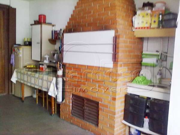 Casa com 3 quartos, 3 banheiros e 180m² à venda no bairro Sao Sebastiao, Porto Alegre