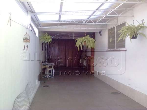 Casa com 3 quartos, 3 banheiros e 180m² à venda no bairro Sao Sebastiao, Porto Alegre