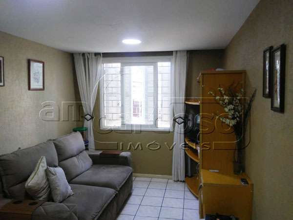Apartamento com 3 quartos, 1 banheiro e 70m² à venda no bairro Sao Sebastiao, Porto Alegre