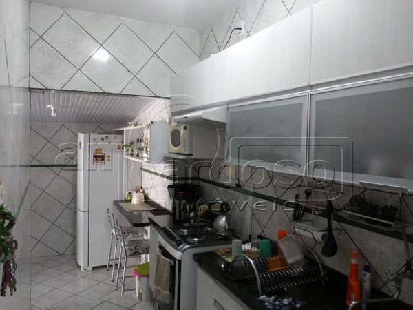 Apartamento com 3 quartos, 1 banheiro e 70m² à venda no bairro Sao Sebastiao, Porto Alegre