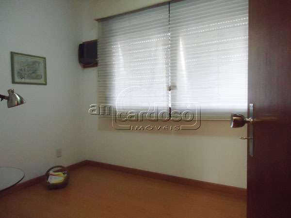 Casa com 3 quartos, 2 banheiros e 160m² à venda no bairro Sao Sebastiao, Porto Alegre