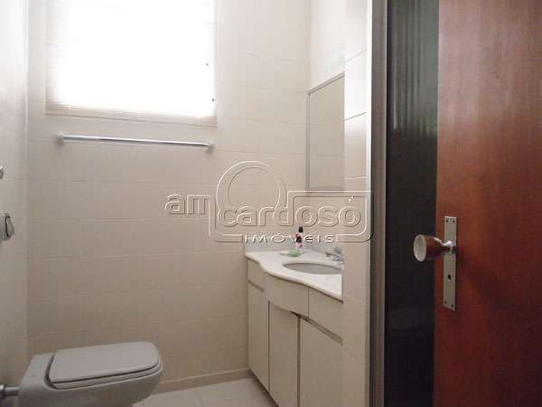 Casa com 3 quartos, 2 banheiros e 160m² à venda no bairro Sao Sebastiao, Porto Alegre